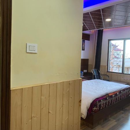 Valley Crown B&B Shimla Ngoại thất bức ảnh
