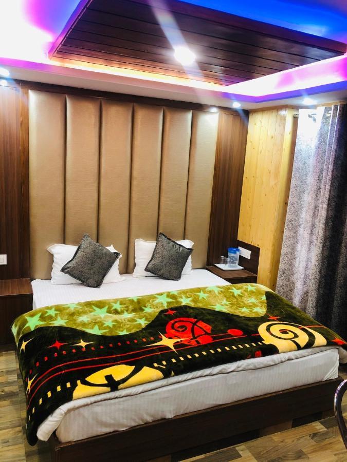 Valley Crown B&B Shimla Ngoại thất bức ảnh